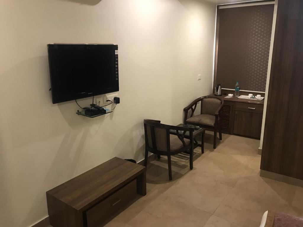 Hotel City Square Hisār エクステリア 写真